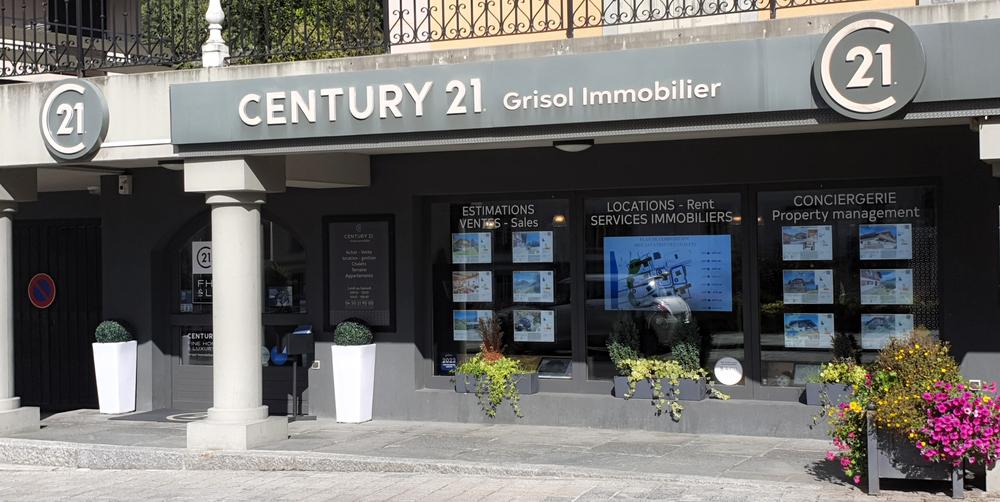 l'équipe de l'agence Grisol Immobilier